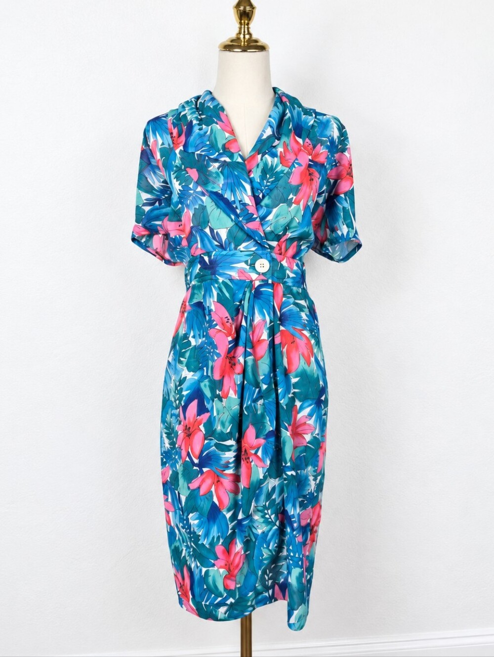 Vintage Leslie Fay Tropical Floral Wrap Dress Size 12P Resortcore Vacation Midi